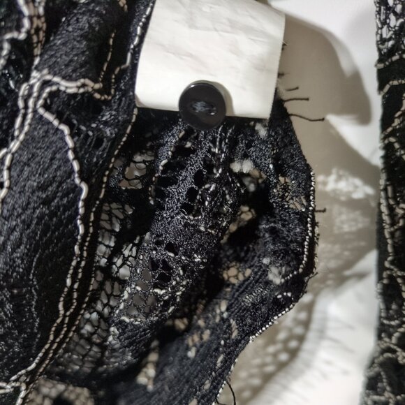 Zara Long Sleeve Lace Top XS Goth Floral Shoulder Overlay Black White Romantic - Picture 7 of 8